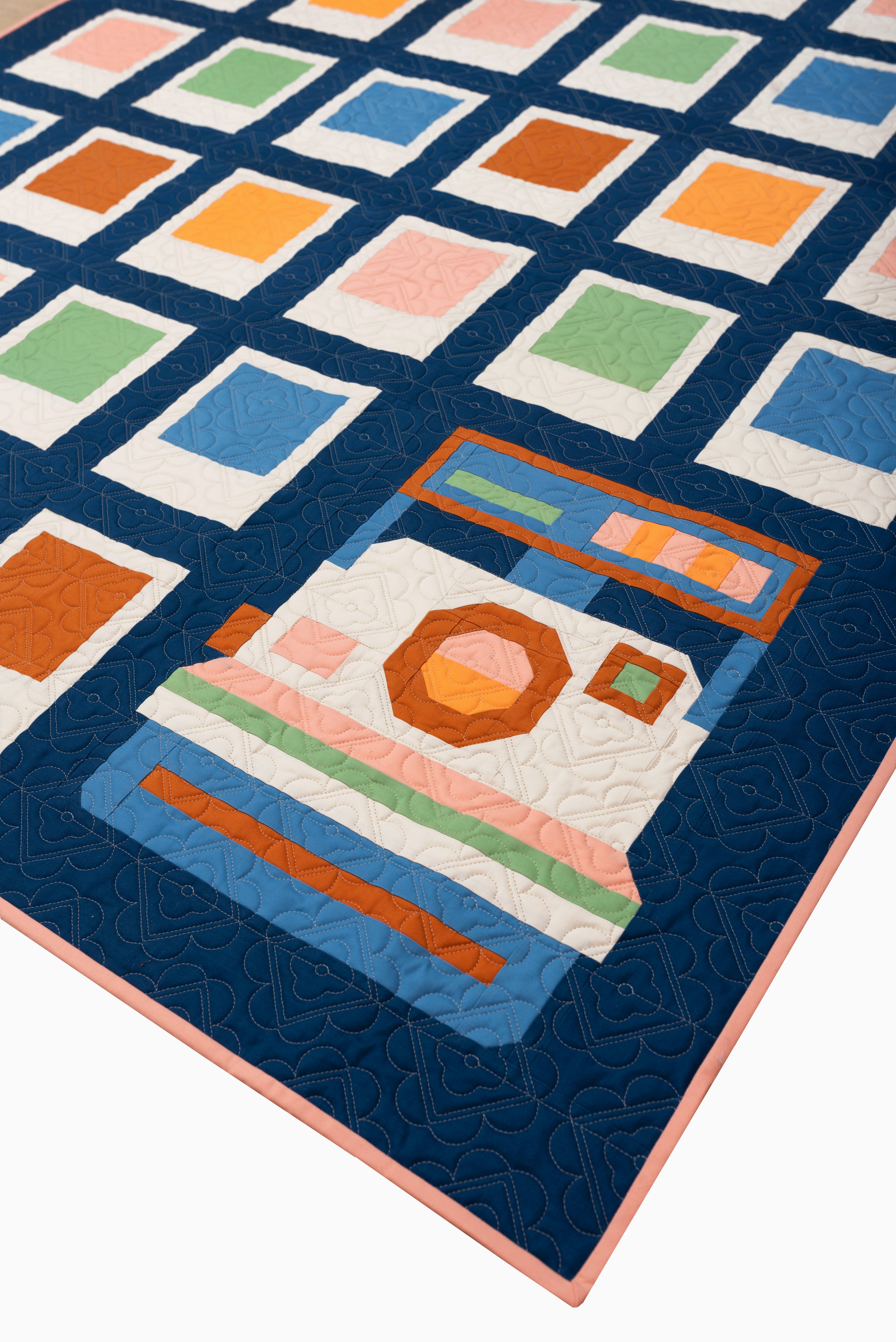 Snap Happy Quilt Pattern - Pen + Paper Patterns - Modern Quilt Design
